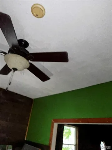 $30,000 | 303 Cedar Street, Harvel, IL 62538