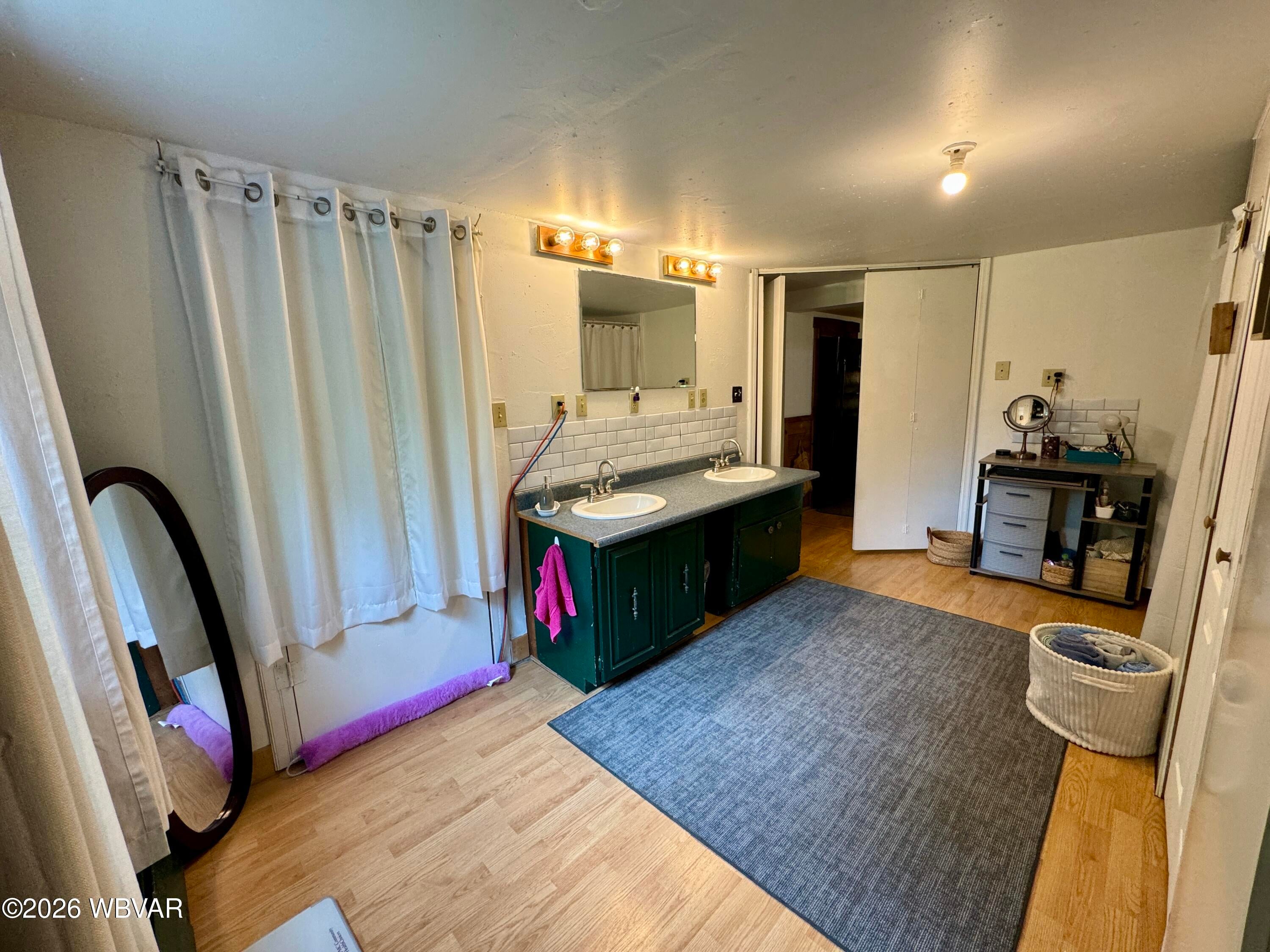 618 Mile Post Road Sunbury, PA 17801 - Photo 9 of 19 Full bathroom