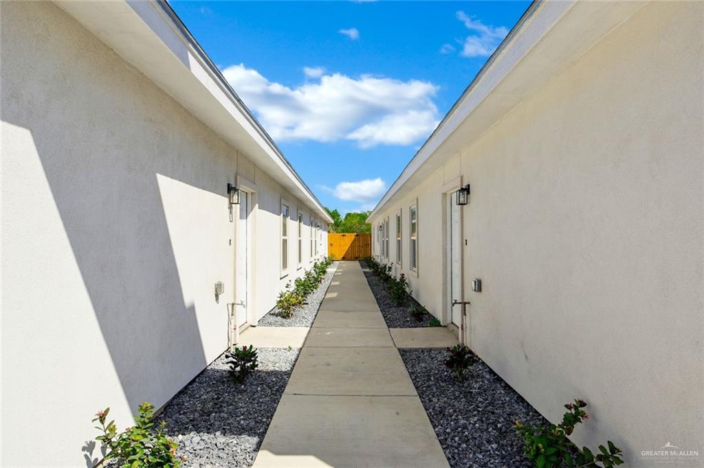 3098 Briggs Road, Unit 2 Weslaco, TX 78596 - Photo 4 of 23