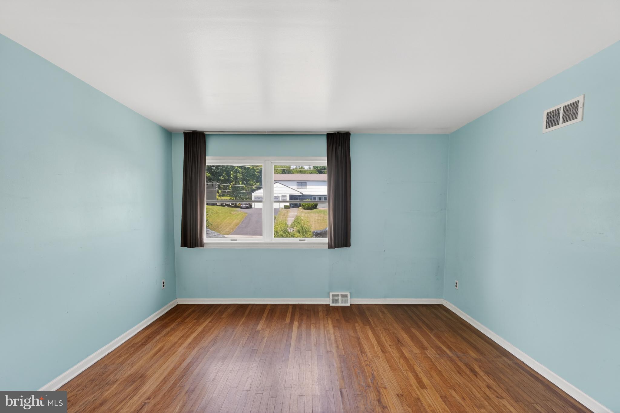 712 Meadowlark Road Norristown, PA 19403 - Photo 23 of 30