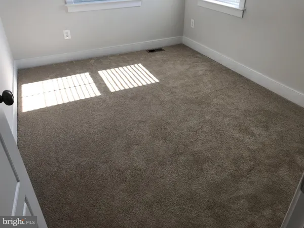 $3,550 | 14227 Travilah Road, Rockville, MD 20850