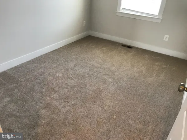 $3,550 | 14227 Travilah Road, Rockville, MD 20850