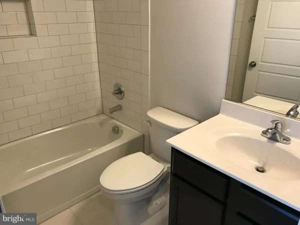 $3,550 | 14227 Travilah Road, Rockville, MD 20850