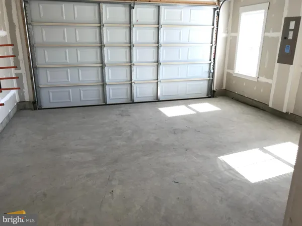 $3,550 | 14227 Travilah Road, Rockville, MD 20850