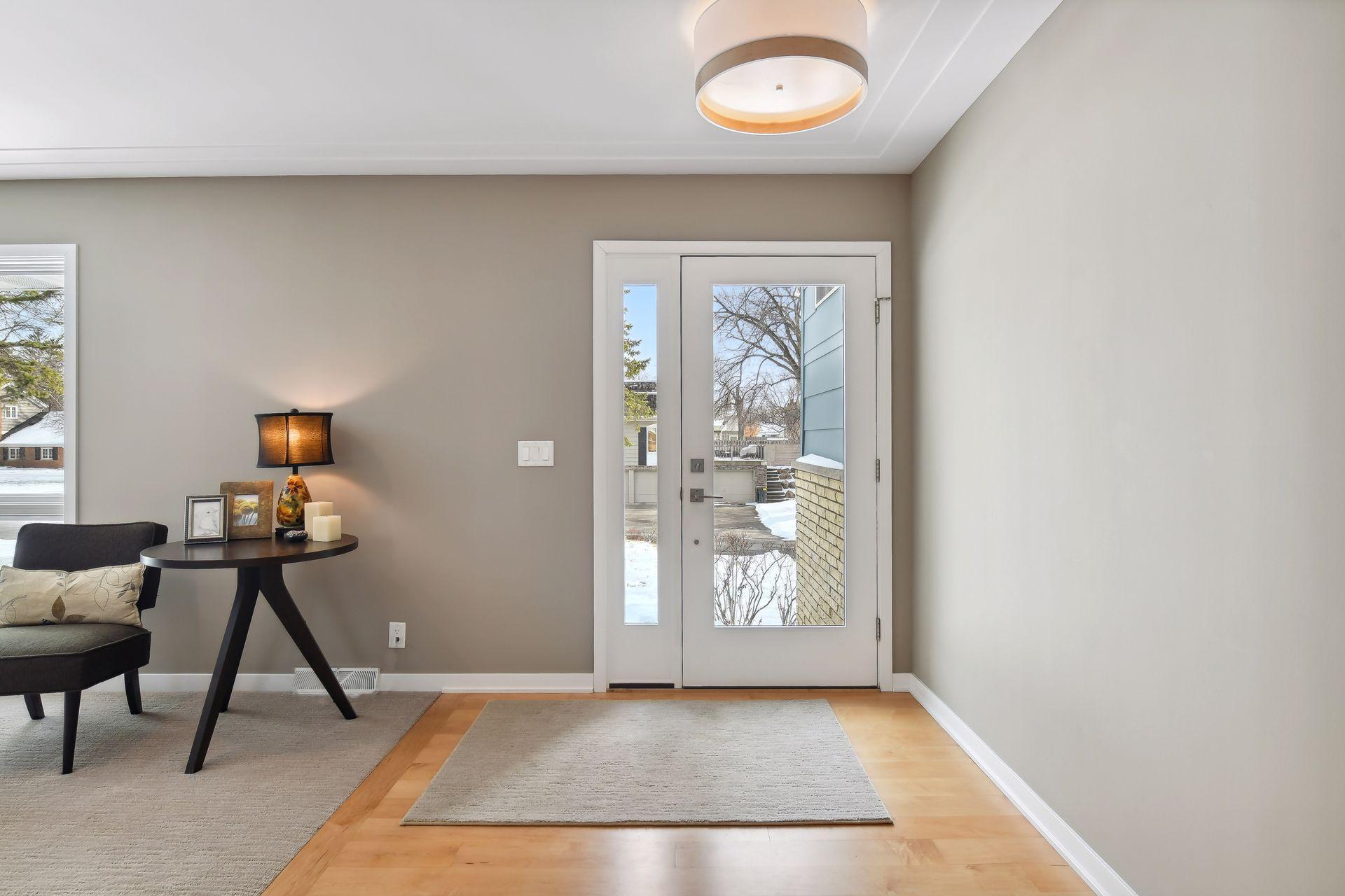 6704 Brittany Road Edina, MN 55435 - Photo 4 of 37
