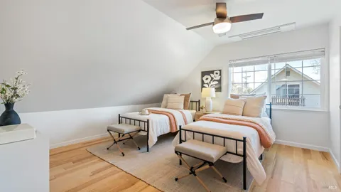 $770,000 | 21 Alta Drive, Petaluma, CA 94954