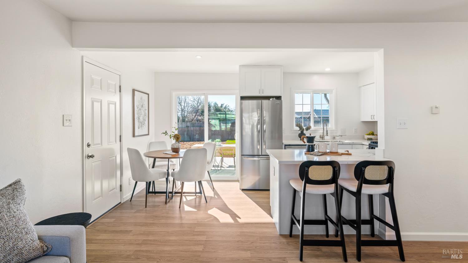 21 Alta Drive Petaluma, CA 94954 - Photo 5 of 22 a dining room with furniture and wooden floor