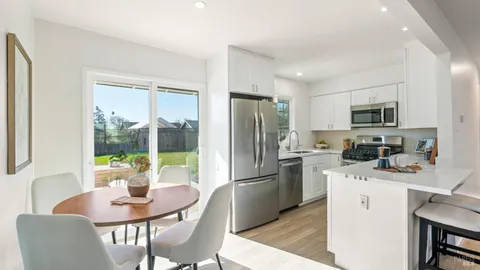 $770,000 | 21 Alta Drive, Petaluma, CA 94954