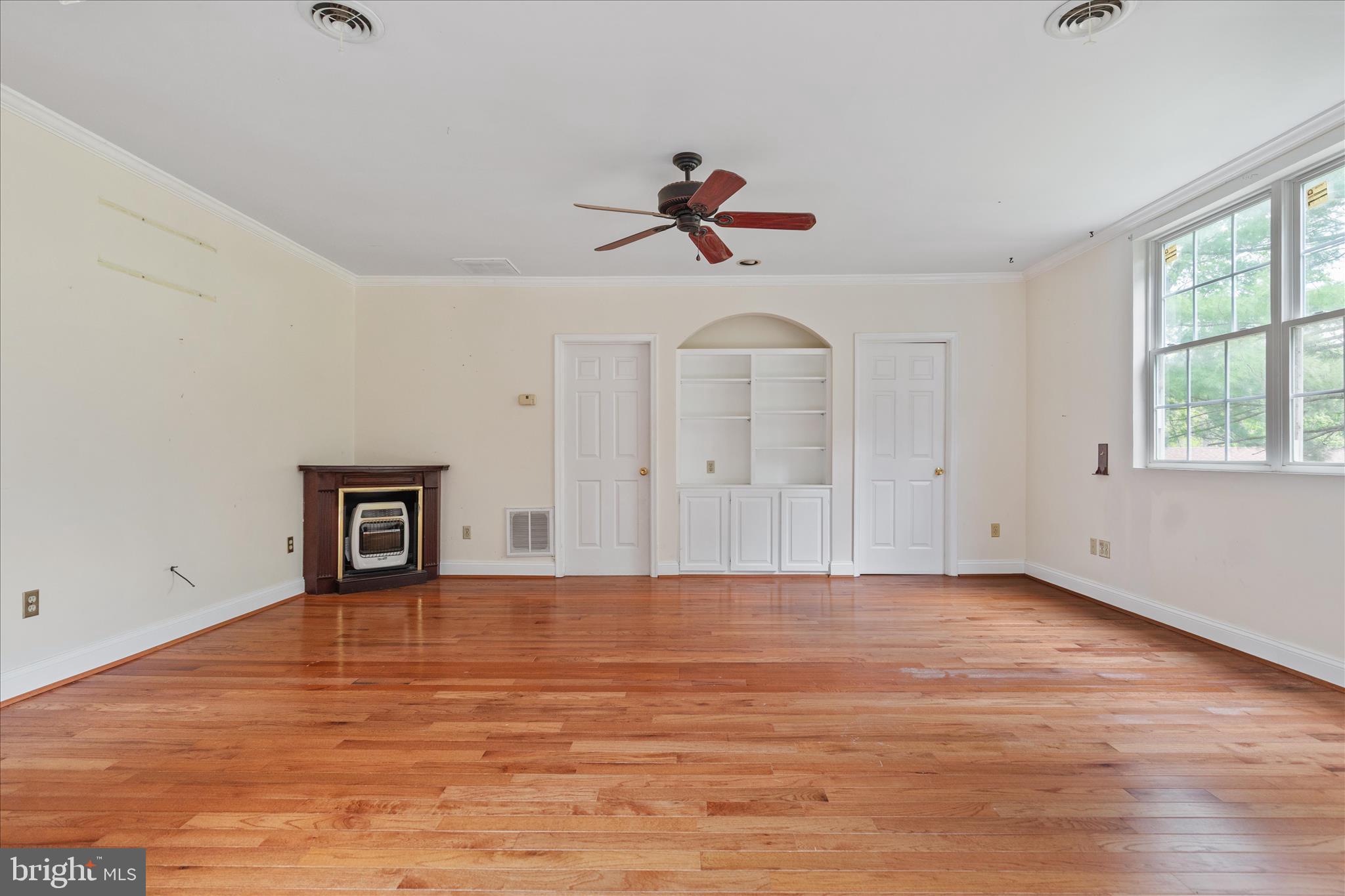 263 Bowling Green Road Front Royal, VA 22630 - Photo 29 of 75 wooden floor in an empty room with a window