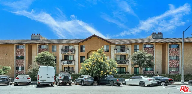 $3,975 | 7300 Franklin Avenue, Unit 548, Los Angeles, CA 90046