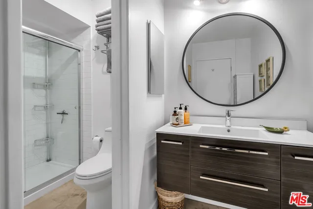 $3,975 | 7300 Franklin Avenue, Unit 548, Los Angeles, CA 90046