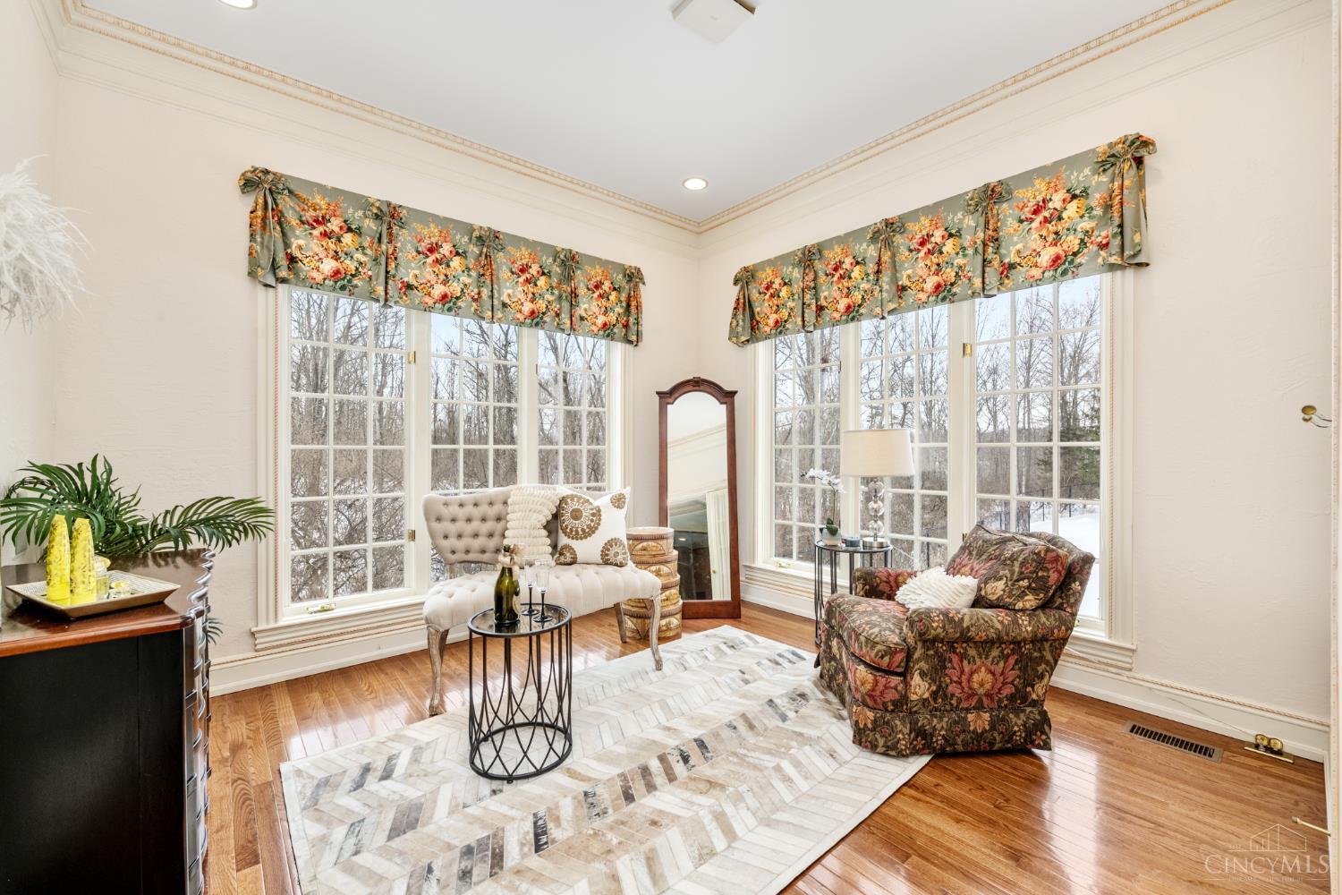 8500 Kugler Mill Road Cincinnati, OH 45243 - Photo 24 of 98 Gallery Image 24
