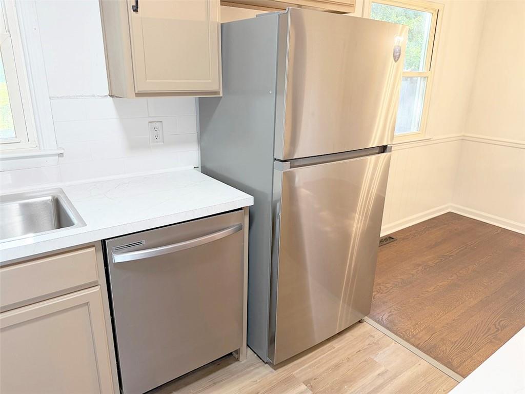 4016 South Spring Street Independence, MO 64055 - Photo 21 of 52 Gallery Image 21