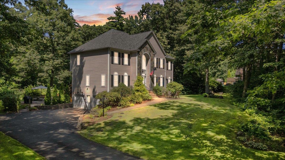 12 Glenwood Road Windham, NH 03087 - Photo 1 of 41 Gallery Image 1