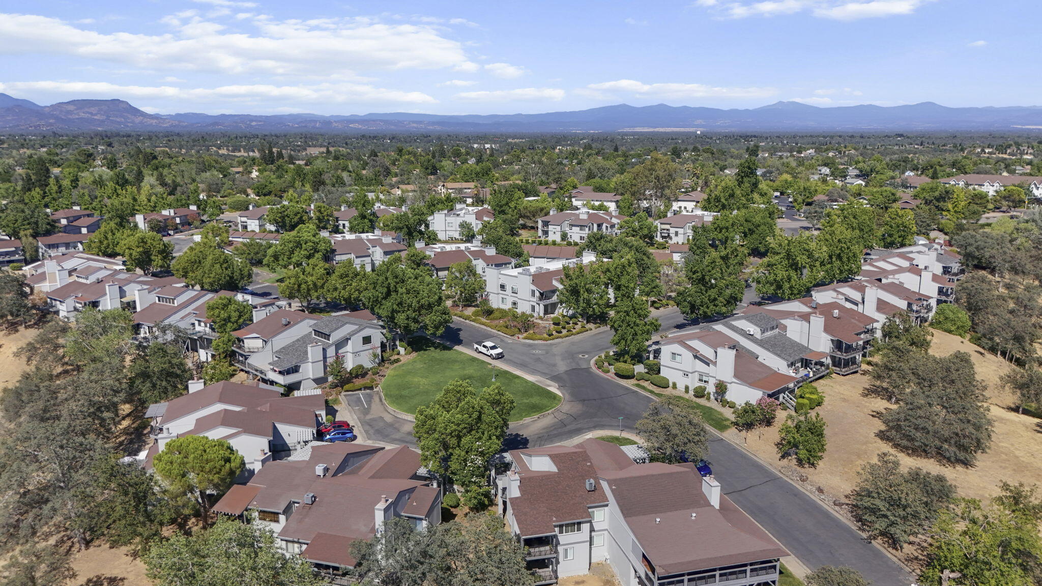 488 Ridgecrest Trail, Unit 131 Redding, CA 96003 - Photo 47 of 52 51-web-or-mls-DJI_20260724161715_0045_D