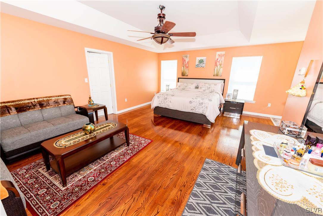 140 Fox Ridge Nazareth, PA 18064 - Photo 17 of 24 a living room with furniture and a rug