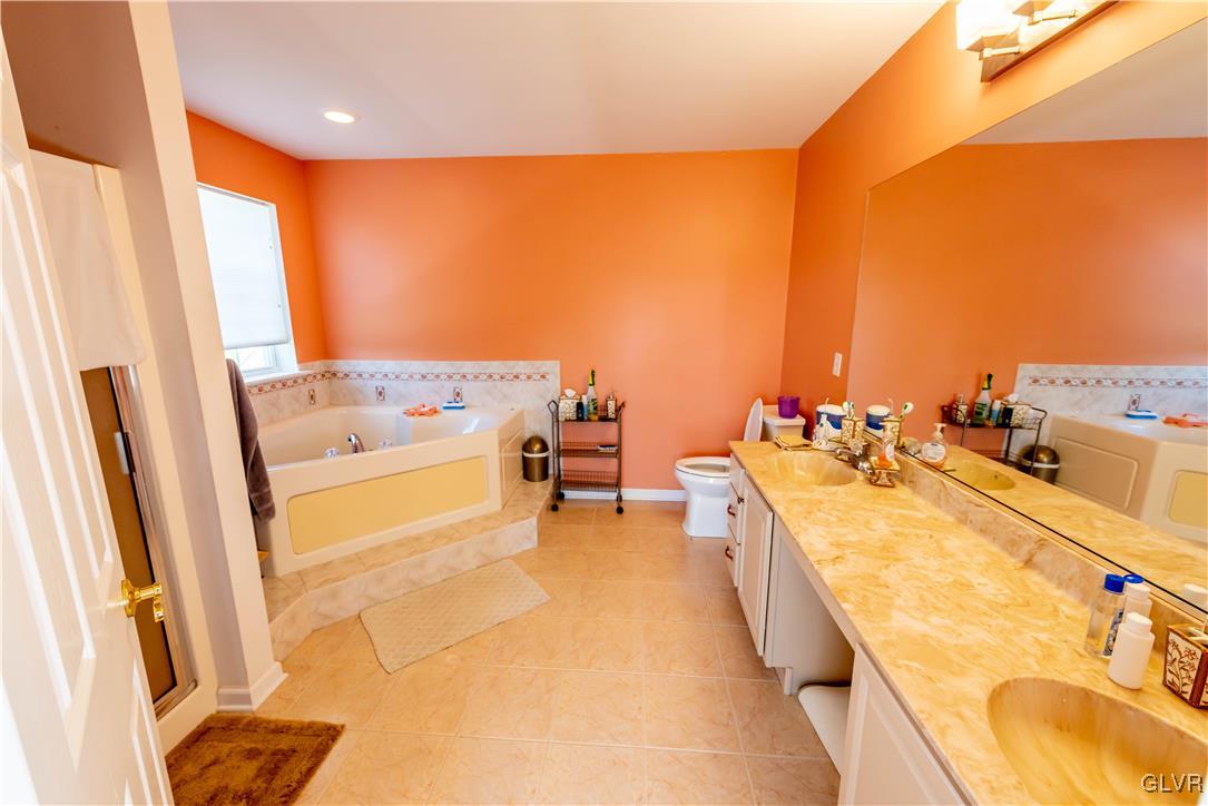 140 Fox Ridge Nazareth, PA 18064 - Photo 19 of 24