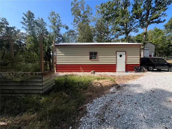 $220,000 | 1744 Pcr 710, Perryville, MO 63775