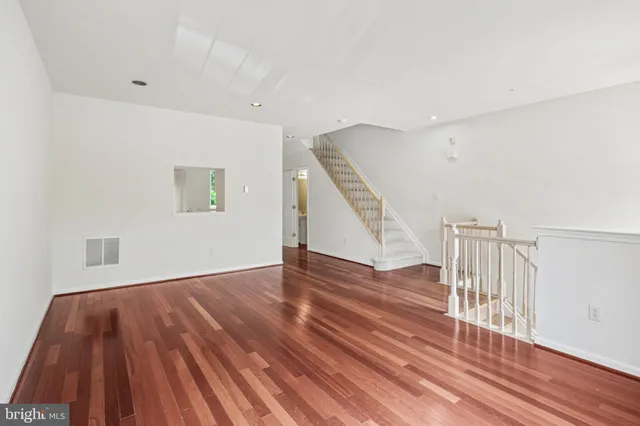 $2,900 | 7261 Calm Sunset, Columbia, MD 21046