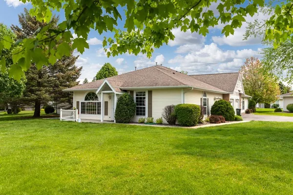$279,900 | 1920 Waterford Place Southwest, Rochester, MN 55902