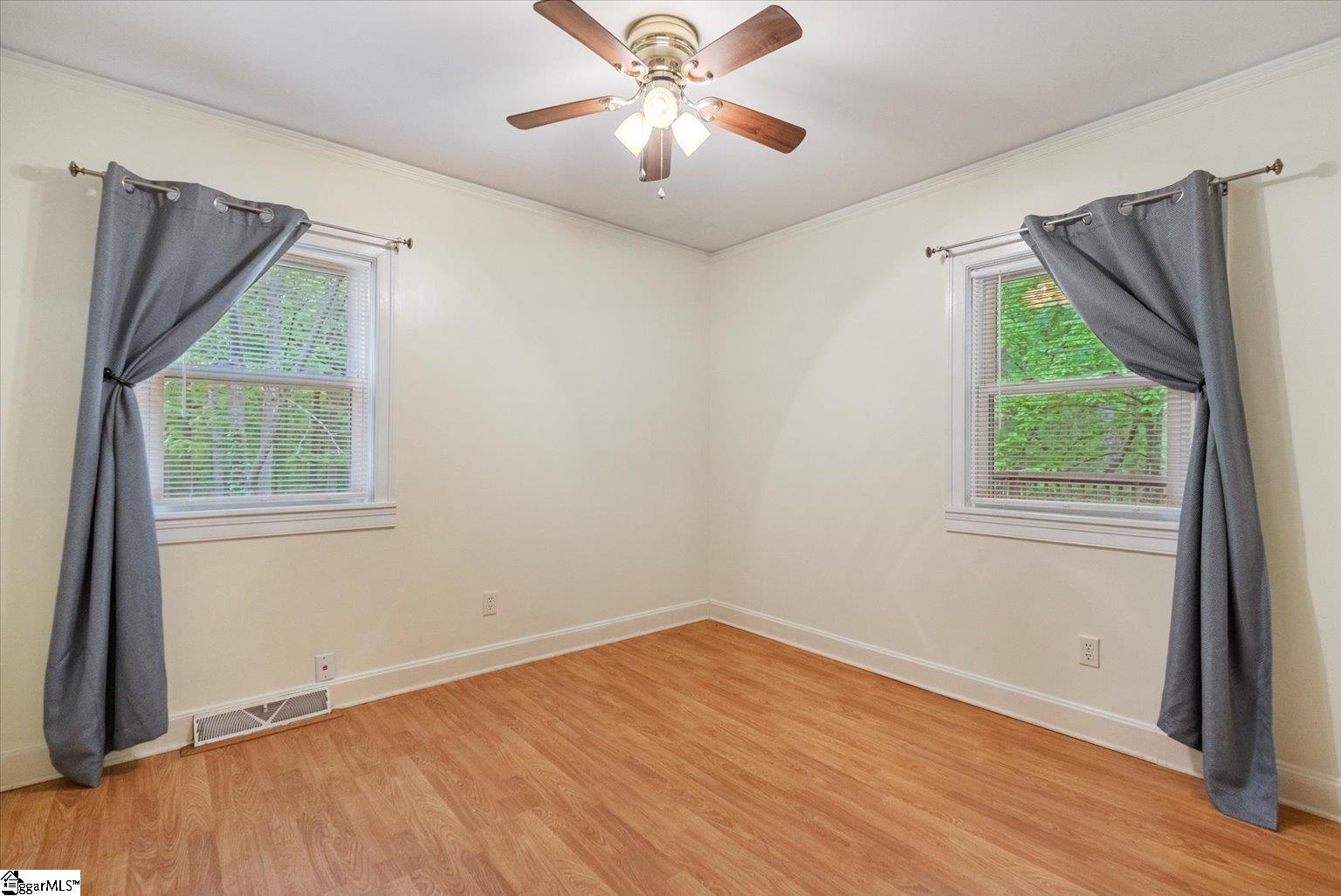 130 Robinson Road Taylors, SC 29687 - Photo 11 of 34