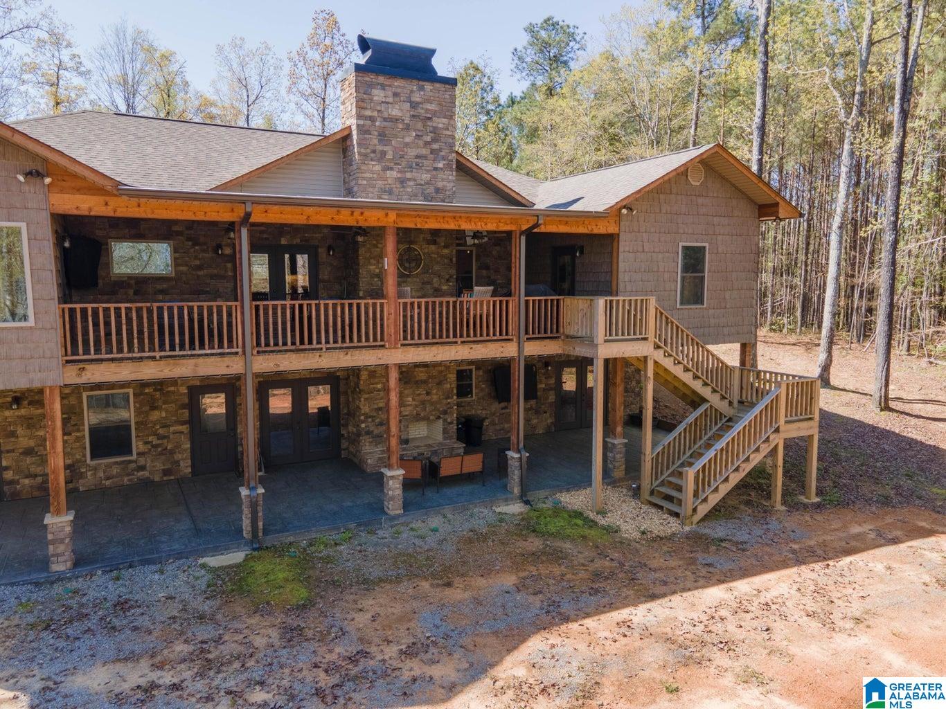 355 Harbor Loop Jasper, AL 35504 - Photo 2 of 29