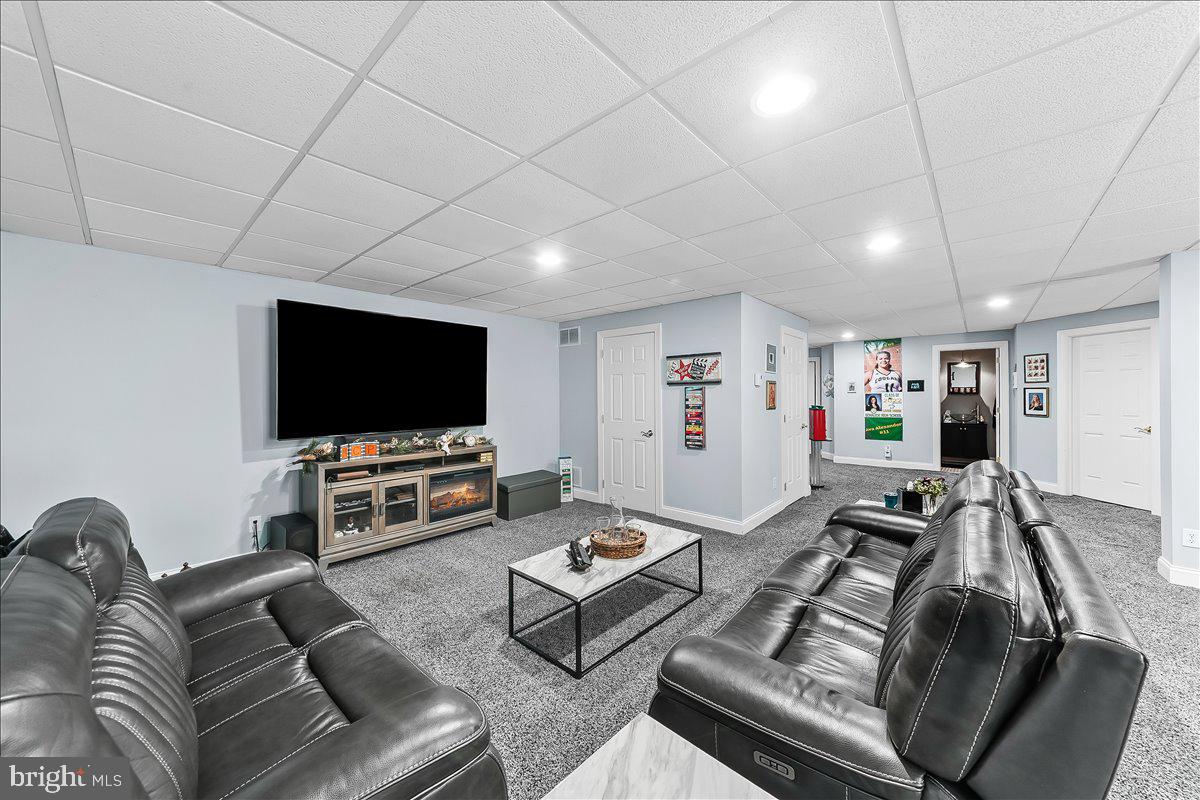 214 Hanover Road Phoenixville, PA 19460 - Photo 22 of 47 Separate areas for relaxing and entertaining