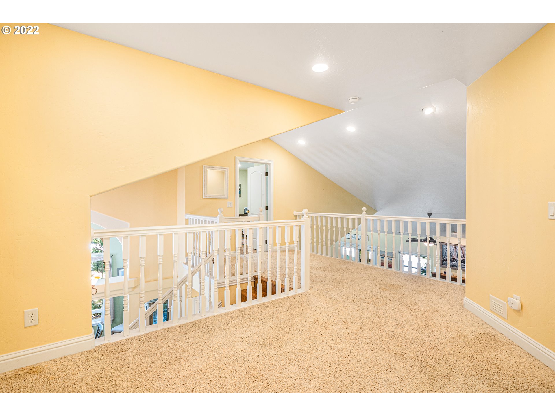 98451 North Bank Chetco River Road Brookings, OR 97415 - Photo 17 of 32 Gallery Image 17