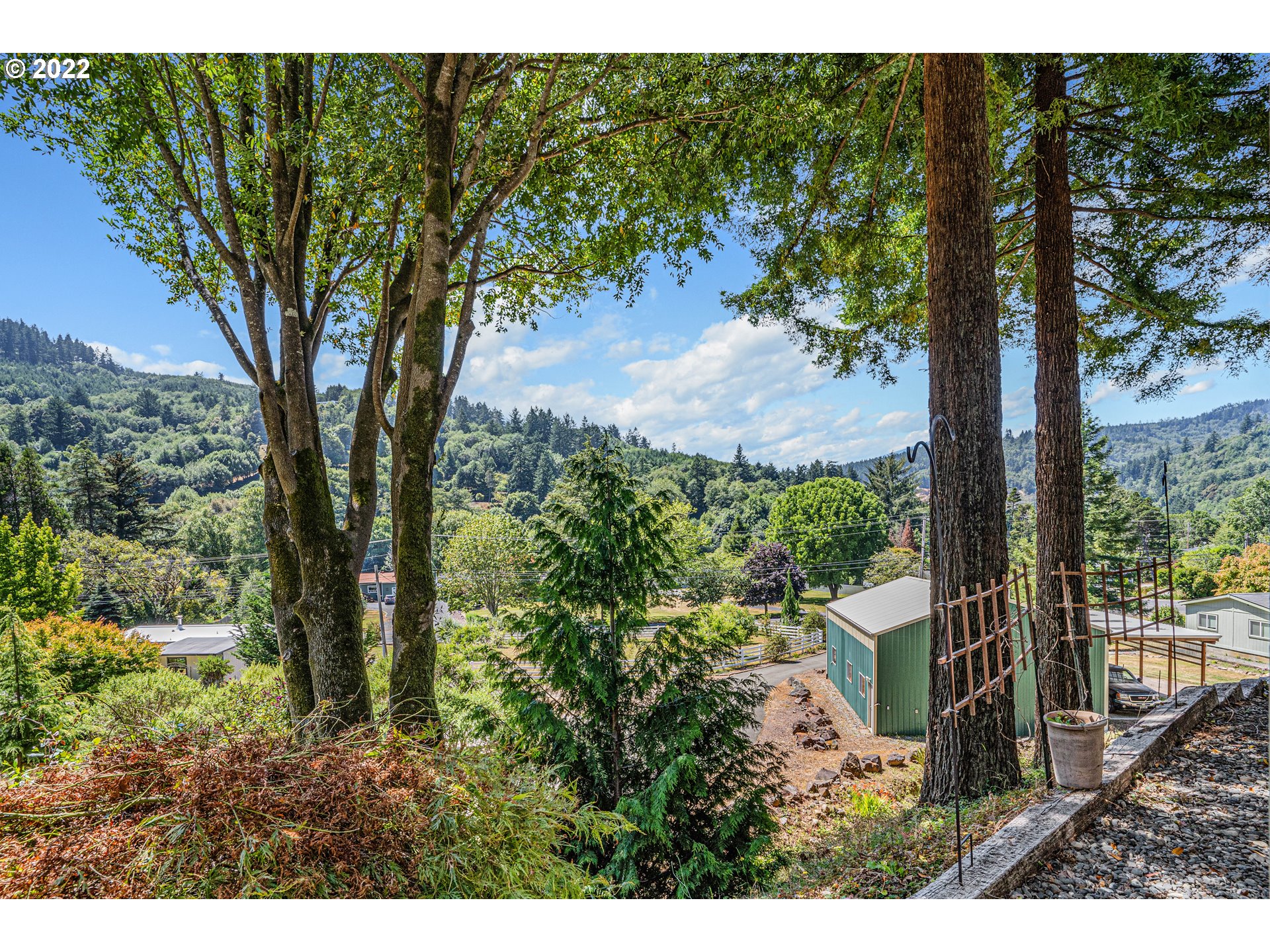 98451 North Bank Chetco River Road Brookings, OR 97415 - Photo 22 of 32 Gallery Image 22