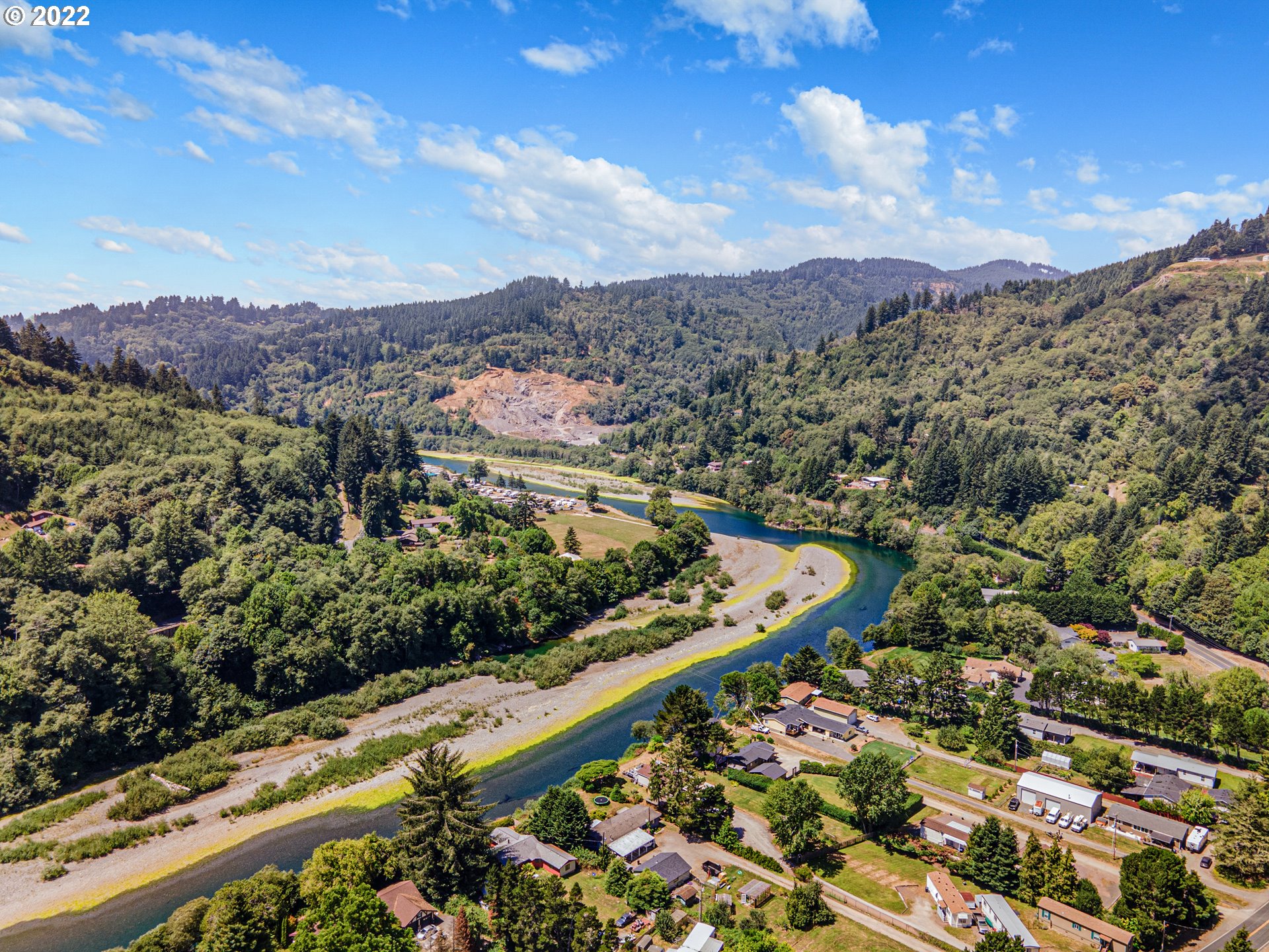 98451 North Bank Chetco River Road Brookings, OR 97415 - Photo 32 of 32 Gallery Image 32