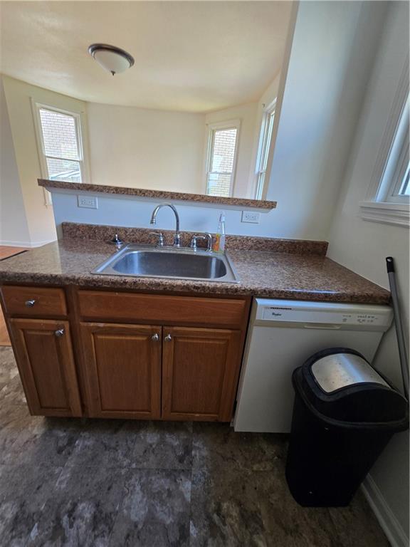 1602 Fallowfield Avenue Pittsburgh, PA 15216 - Photo 33 of 37