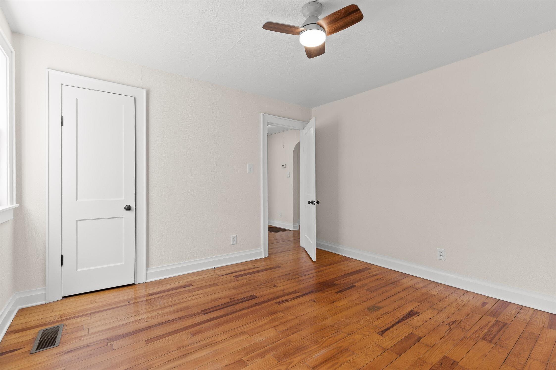 123 Passons Road Chattanooga, TN 37415 - Photo 18 of 32 18-Passons-17