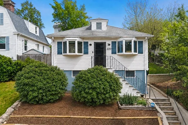 $625,000 | 229 Fulton Street, Medford, MA 02155