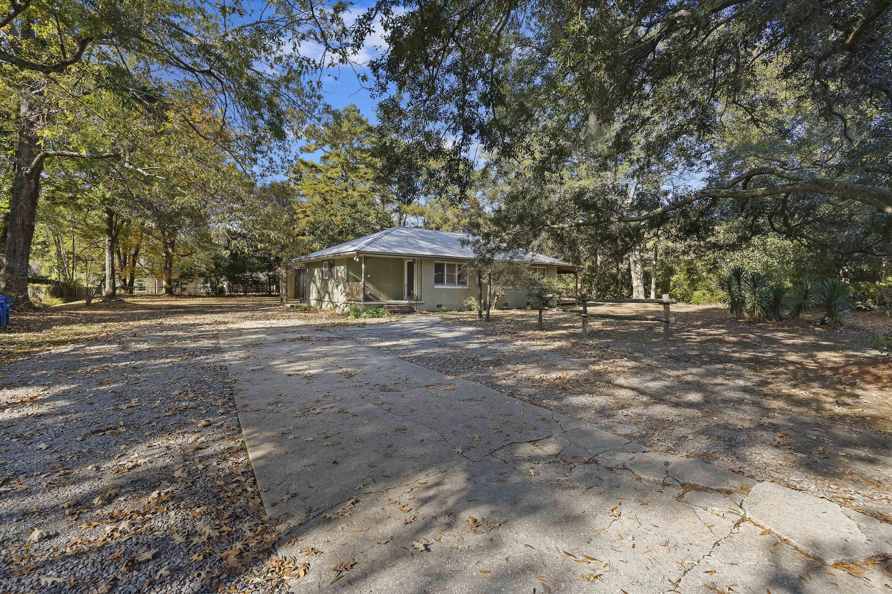 1950 Old Parsonage Road Charleston, SC 29414 - Photo 4 of 14 4L1A4352