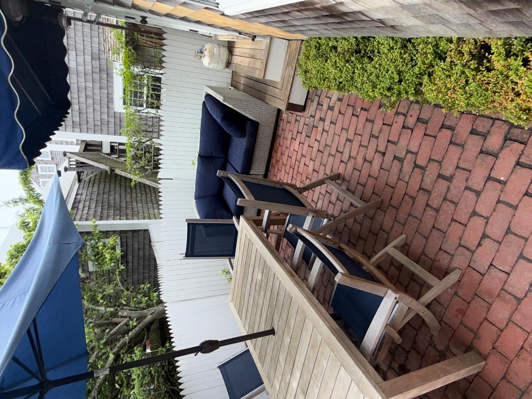 10 Still Dock Street Nantucket, MA 02554 - Photo 3 of 36 Gallery Image 3
