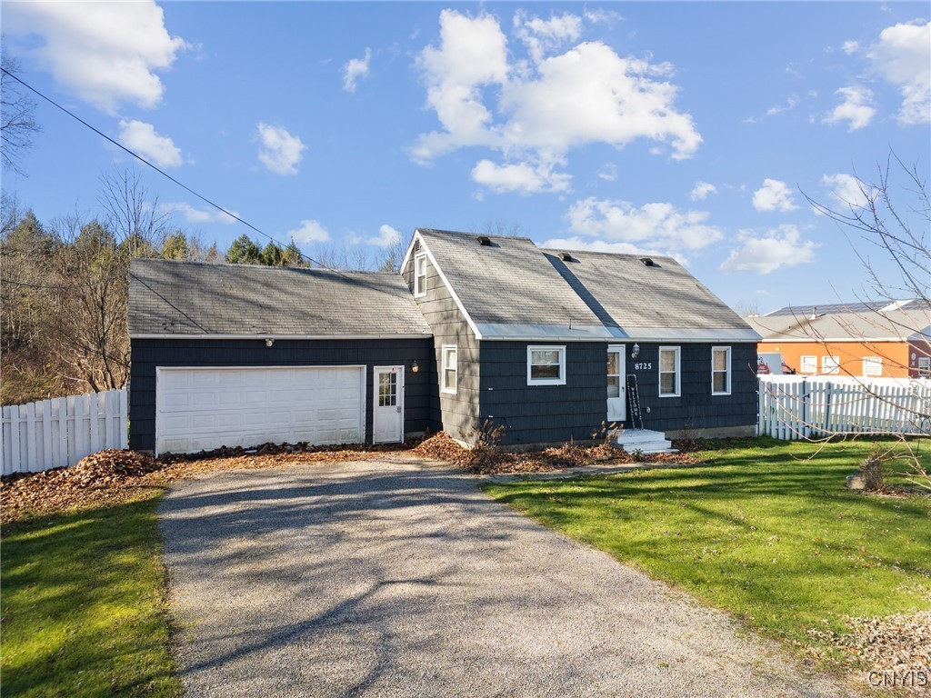 8725 Caughdenoy Road Clay, NY 13041 - Photo 8 of 14