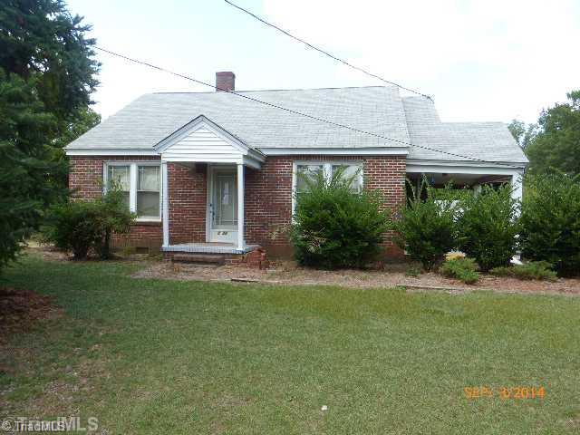 3233 High Point Road Winston-Salem, NC 27107 - Photo 1 of 1 Exterior Front.
