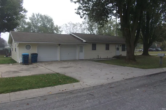 $229,900 | 1007 South Superior Street, Angola, IN 46703