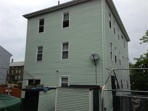 319 Tecumseh Street Fall River, MA 02721 - Photo 3 of 29
