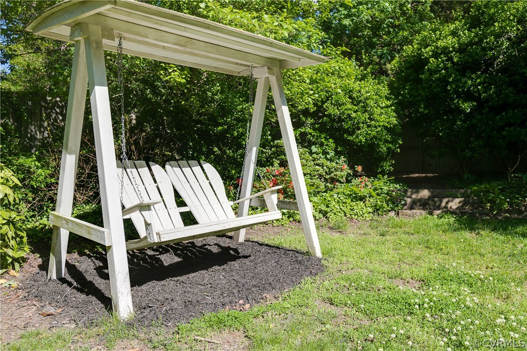 8100 Lower Ralston Road Henrico, VA 23229 - Photo 49 of 50 Rear yard
