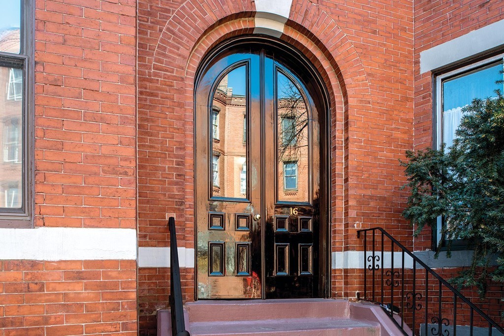 16 Symphony Road, Unit 3 Boston, MA 02115 - Photo 8 of 8
