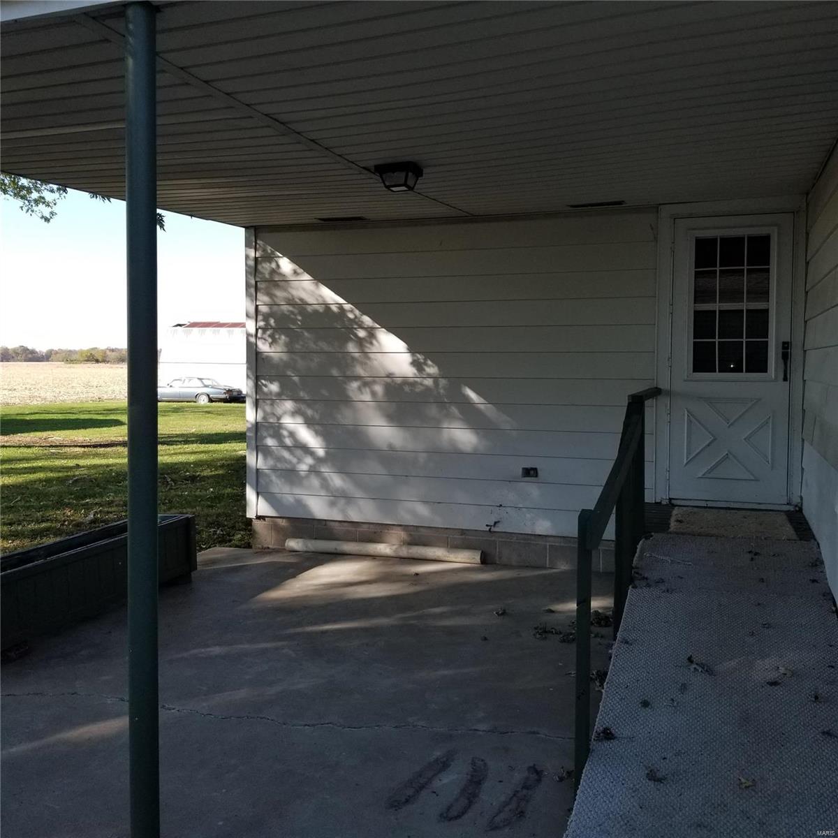 708 North Main Street Brighton, IL 62012 - Photo 23 of 30 Gallery Image 23
