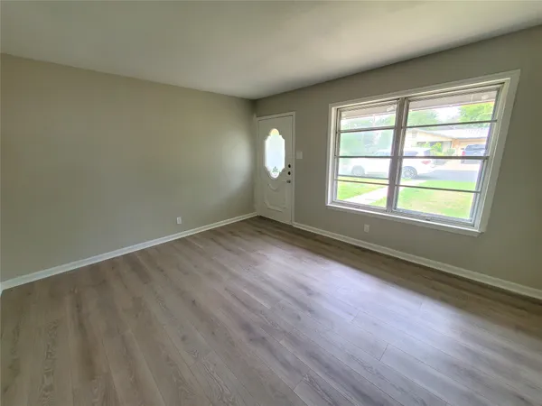 $1,595 | 8907 Shepard Drive, Austin, TX 78753