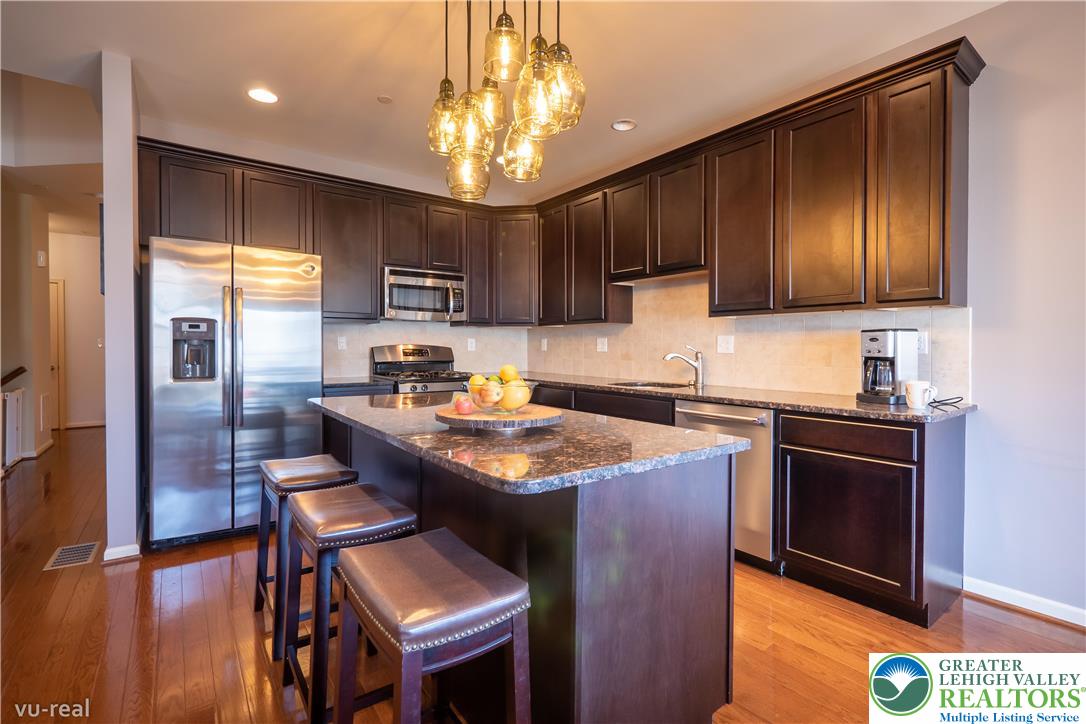 356 Pennycress Road Allentown, PA 18104 - Photo 11 of 38