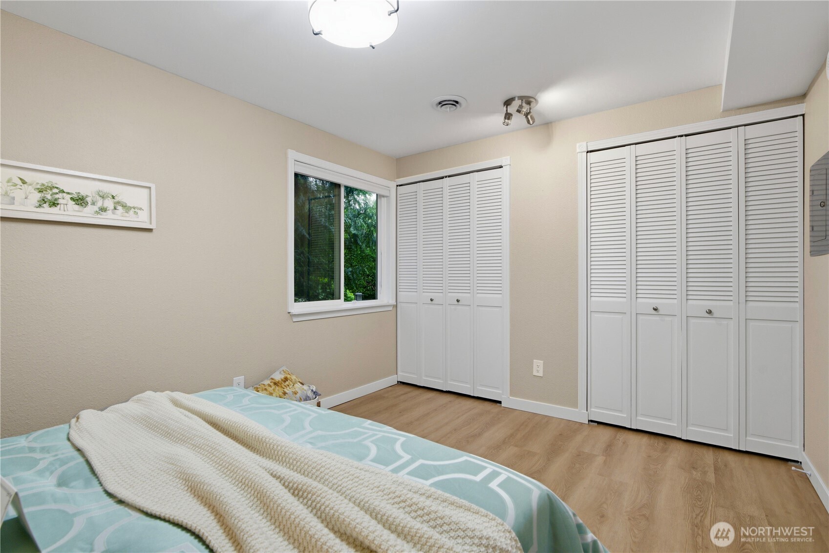 12219 Bel-Red Road, Unit D202 Bellevue, WA 98005 - Photo 10 of 18