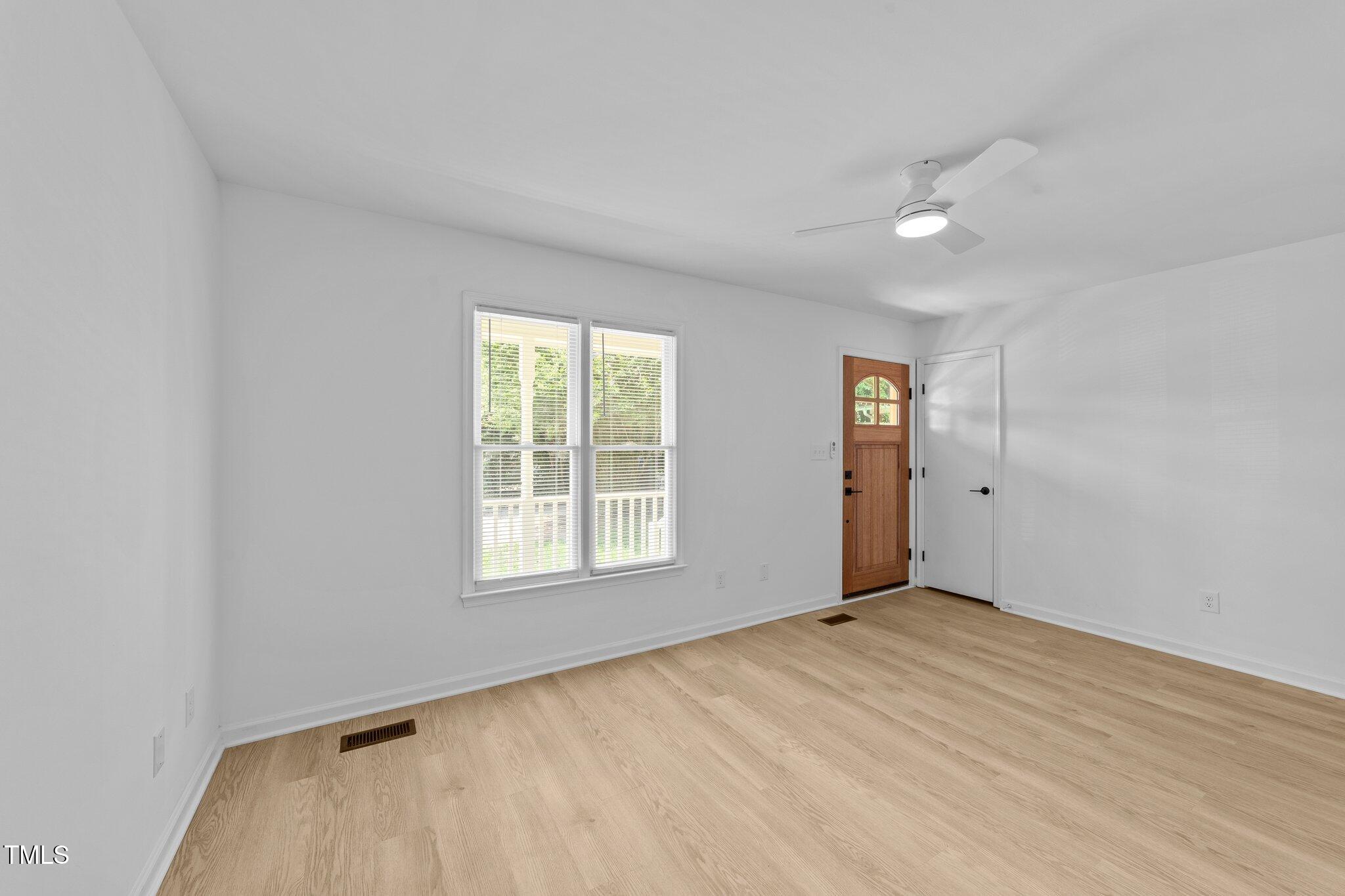 413 Top Greene Lane Raleigh, NC 27601 - Photo 5 of 31 16-web-or-mls-VB4A0933