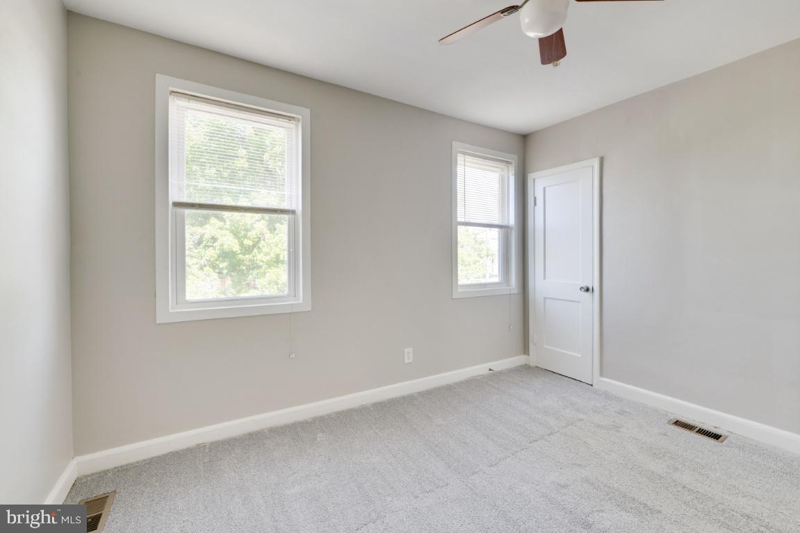 3651 Greenvale Road Baltimore, MD 21229 - Photo 15 of 35 Gallery Image 15
