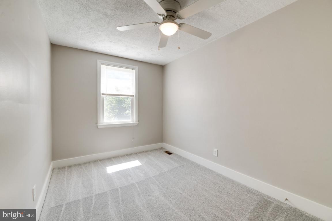 3651 Greenvale Road Baltimore, MD 21229 - Photo 17 of 35 Gallery Image 17