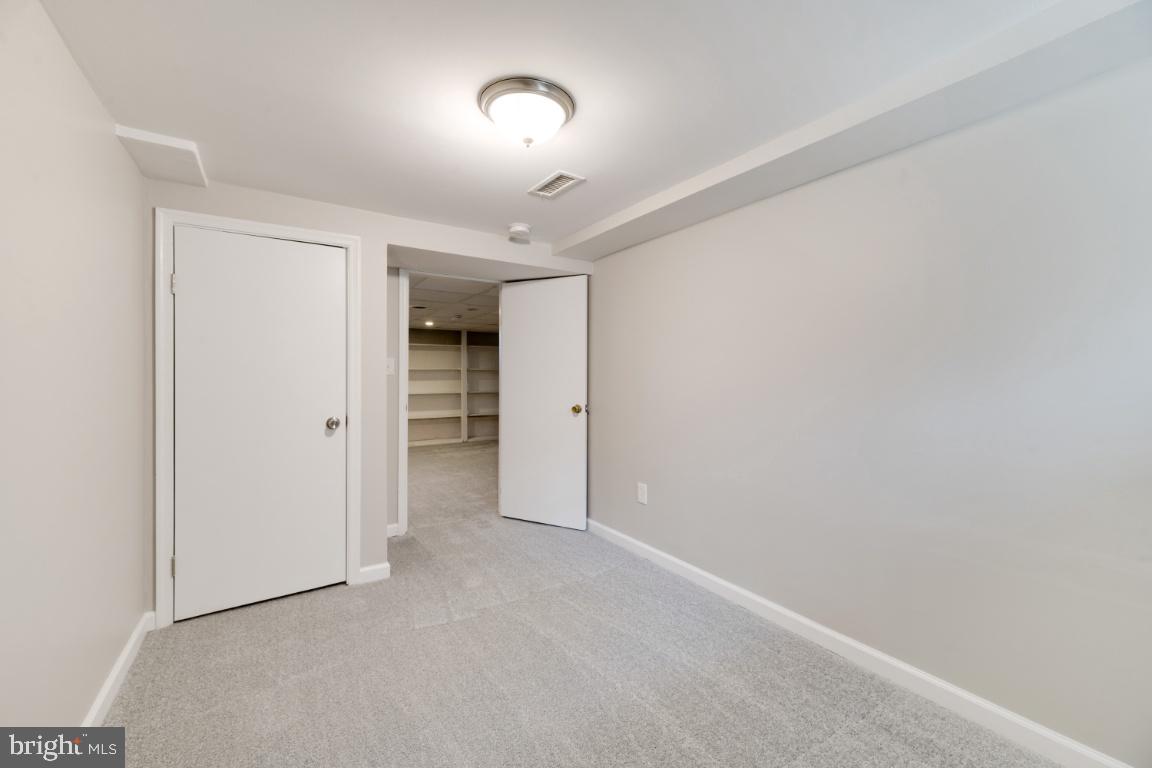 3651 Greenvale Road Baltimore, MD 21229 - Photo 29 of 35 Gallery Image 29