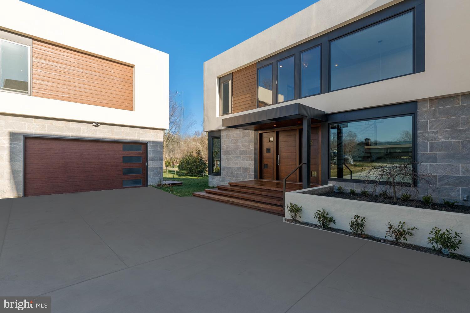 Detached Garage w/Upper Studio . Parking Court